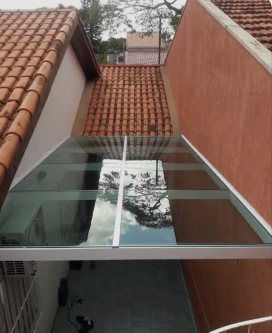 Janela verde 2 folhas